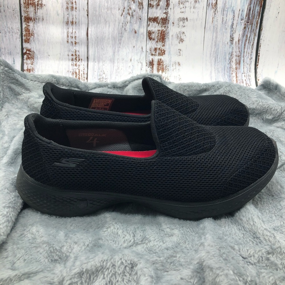 Skechers goga max shoes size 8 1/2